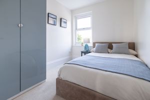 Bedroom- click for photo gallery